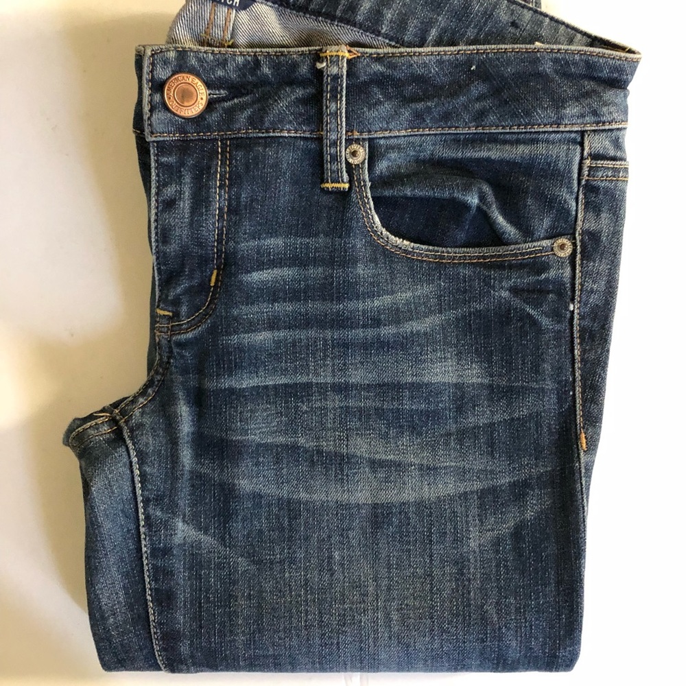 American eagle low rise dark wash stretch denim.